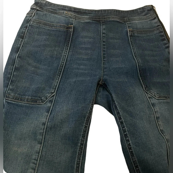 Pilcro by Anthropologie Utility high-rise cropped boot cut jeans, size 26 - Picture 3 of 9